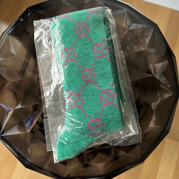 Gucci Super Runway Limited Edition Lamé GG Logo Socks - Picture 9 of 9